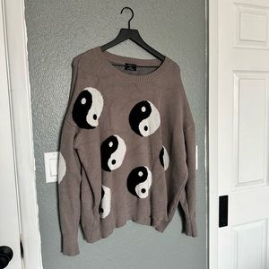 Yin yang crewneck sweater